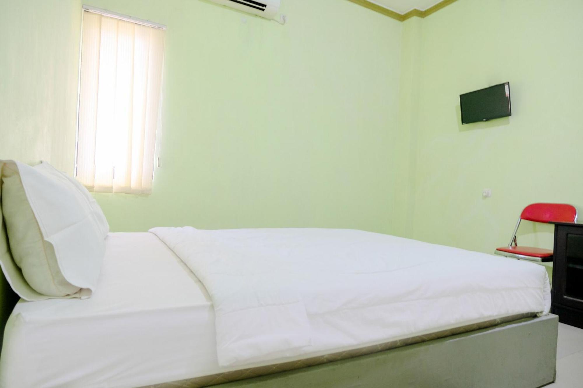 Oyo Life 2508 Alba Suites Homestay Syariah Tulungagung Extérieur photo