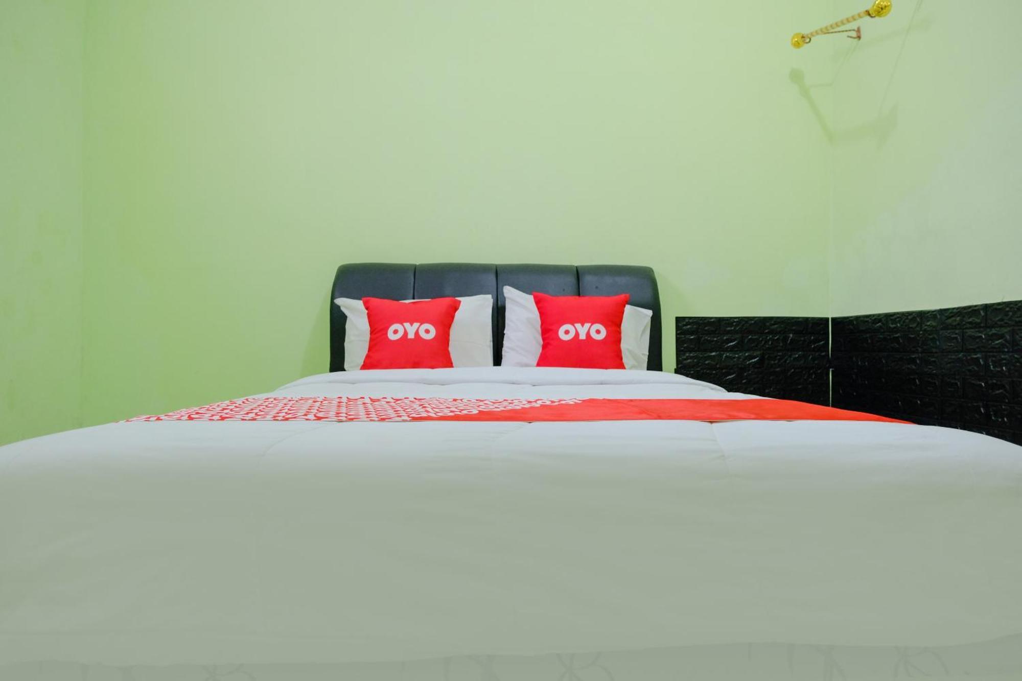 Oyo Life 2508 Alba Suites Homestay Syariah Tulungagung Extérieur photo