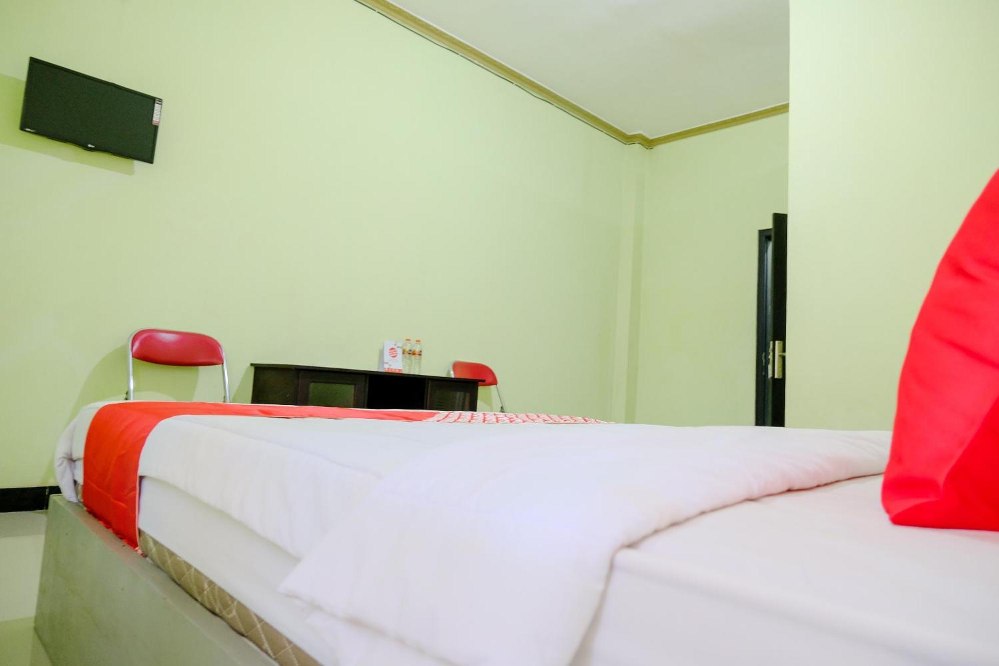 Oyo Life 2508 Alba Suites Homestay Syariah Tulungagung Extérieur photo