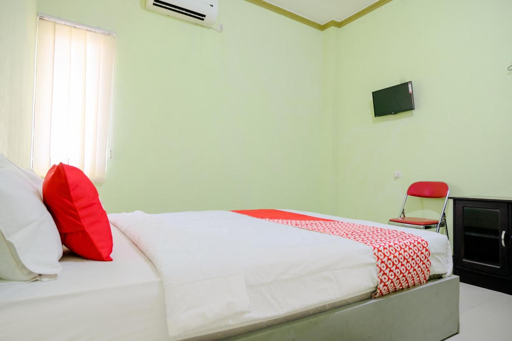 Oyo Life 2508 Alba Suites Homestay Syariah Tulungagung Extérieur photo