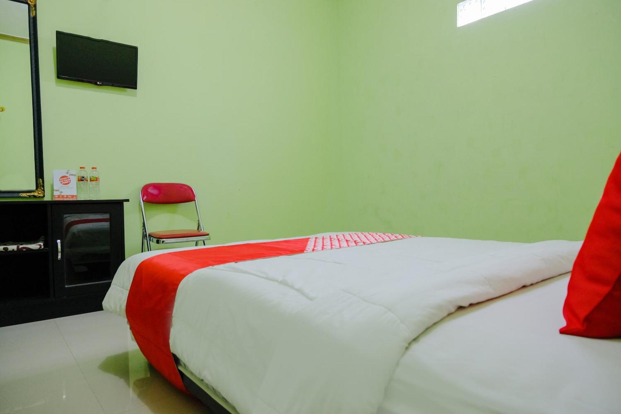 Oyo Life 2508 Alba Suites Homestay Syariah Tulungagung Extérieur photo